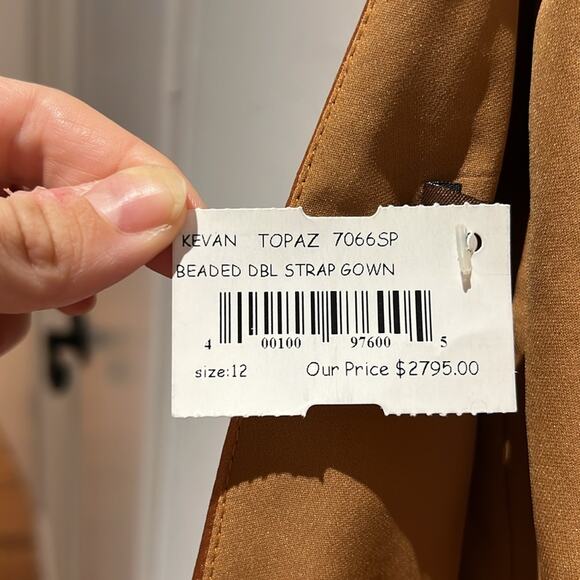 Kevan Hall beaded double strap gown - Picture 13 of 13